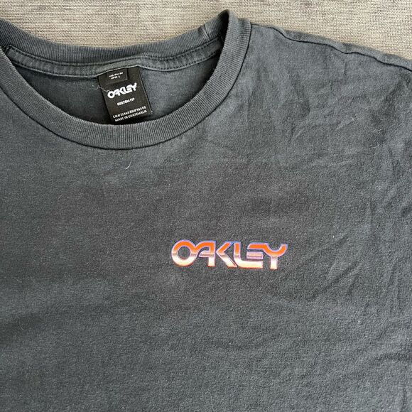 Oakley mens graphic tee black metalic white and orange size m Y2K 90’s - Picture 2 of 7